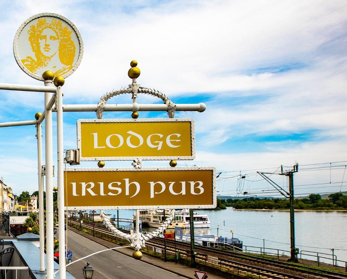 Hajo'S Germania Lodge & Irish Pub Рюдесхайм-на-Рейне Экстерьер фото